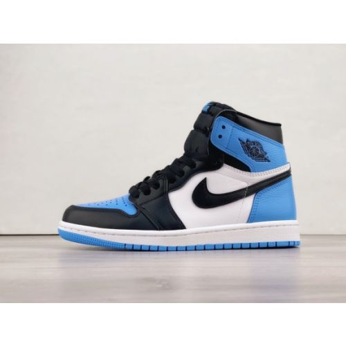 Jordan 1 Retro High OG True Blue DZ5485-400